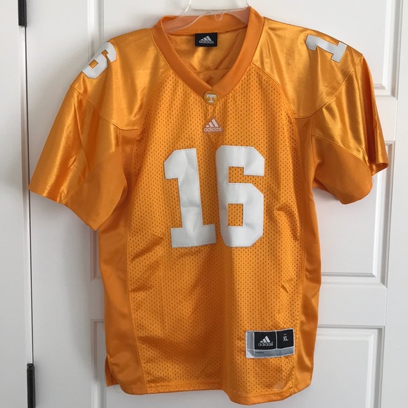 manning tennessee jersey